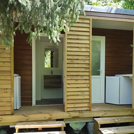 Mobil-home Confortable Avec Terrasse - 4 Personnes - Api-1-52-1277 Camping *